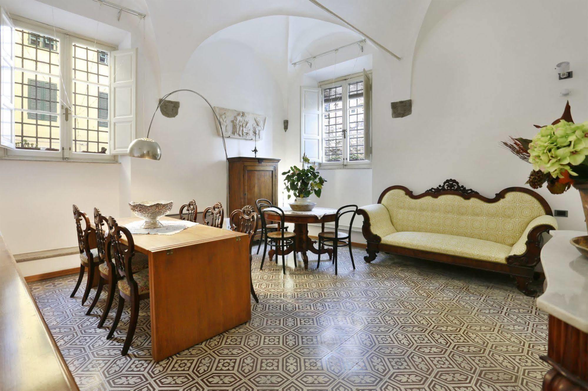 Bed and breakfast Pergola House 3*